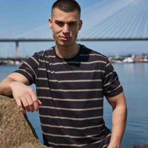 FR13620BK KH20MODEL201.jpg