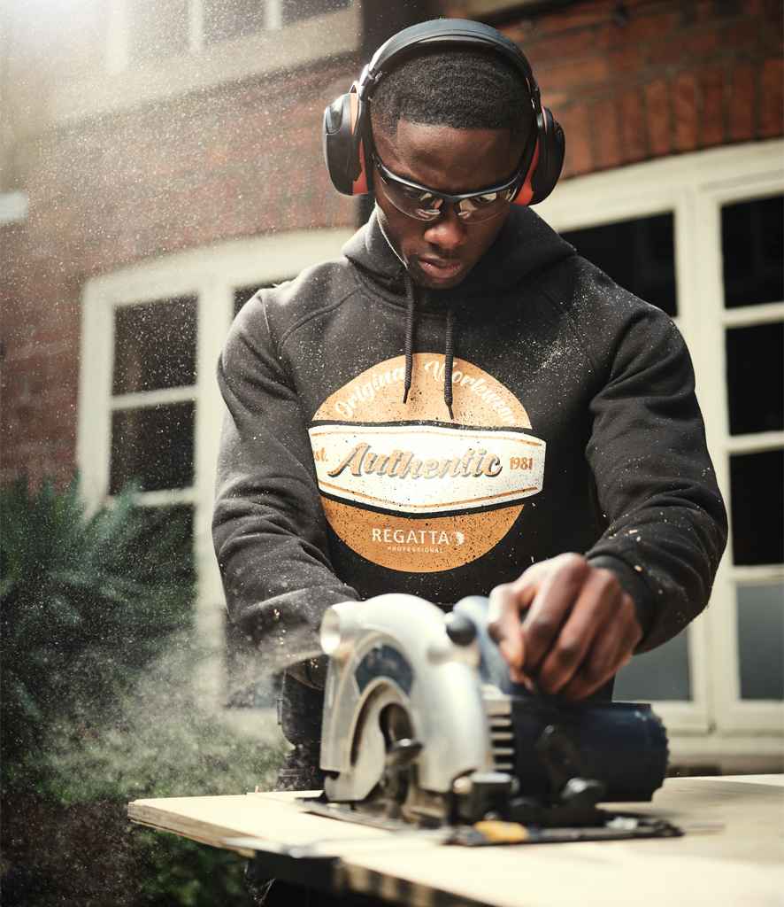 RG77520BLK20MODEL20120HERO.jpg RG77520BLK20MODEL20120HERO.jpg